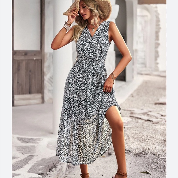 Beachsissi Dresses & Skirts - Beachsissi, Boho Sleeveless Chiffon Maxi Dress, Size M